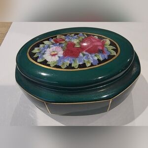 Vintage/Antique Porcelain Dresser Trinket Box Hand Painted Green W/ Flowers